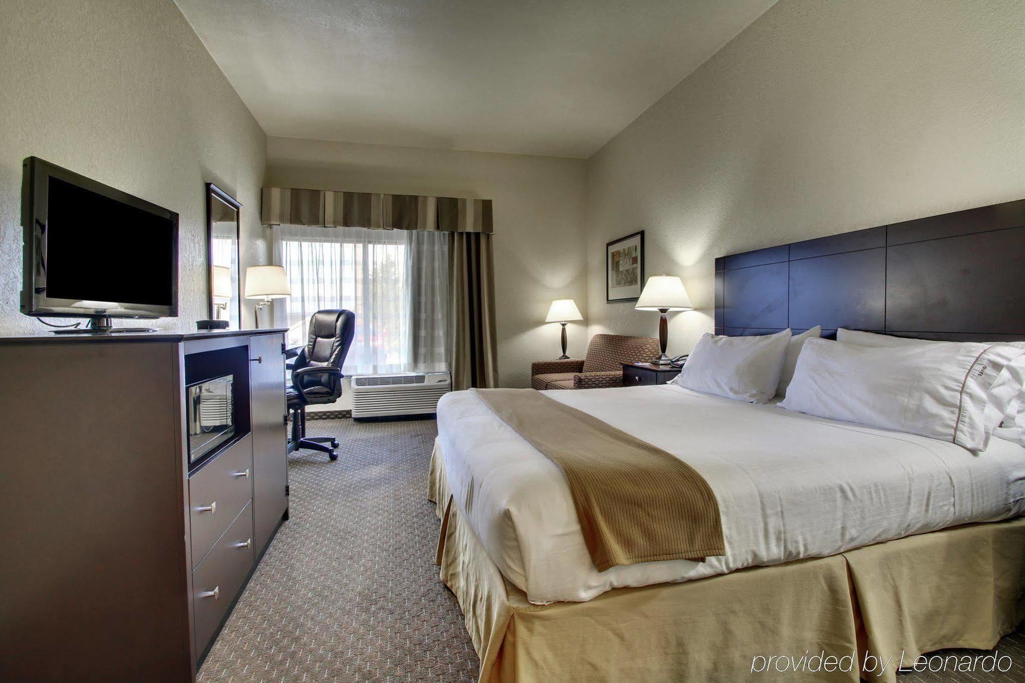 Comfort Inn & Suites Dahlonega University Area Екстериор снимка